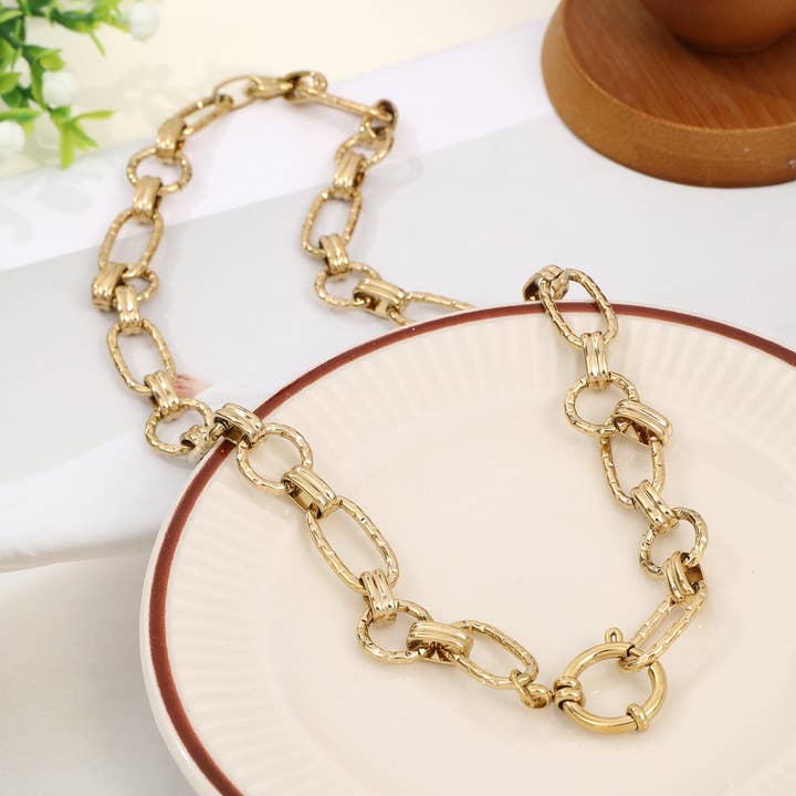 Necklace - Yvanna for wholesale by Lovelika