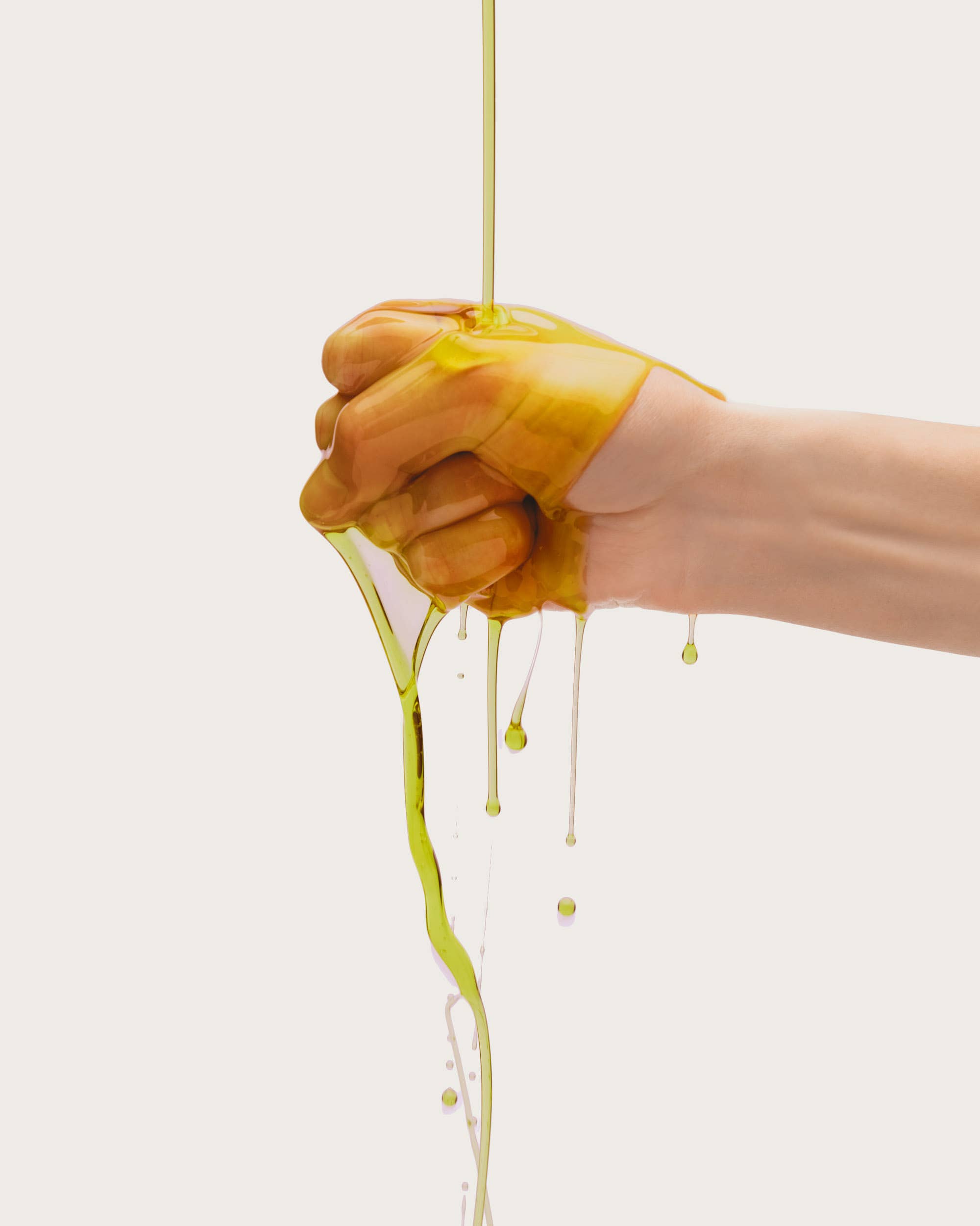 O.E.L. - Thalassa GmbH & Co. KG - Wholesale Olive Oil - OIL 250 ml - organic extra virgin olive oil from Greece2