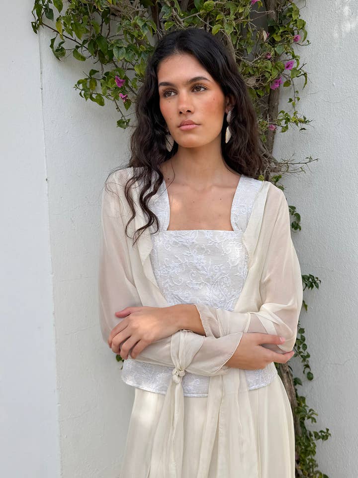 Blusa a mantella in seta per la vendita all'ingrosso da parte di Alliwant