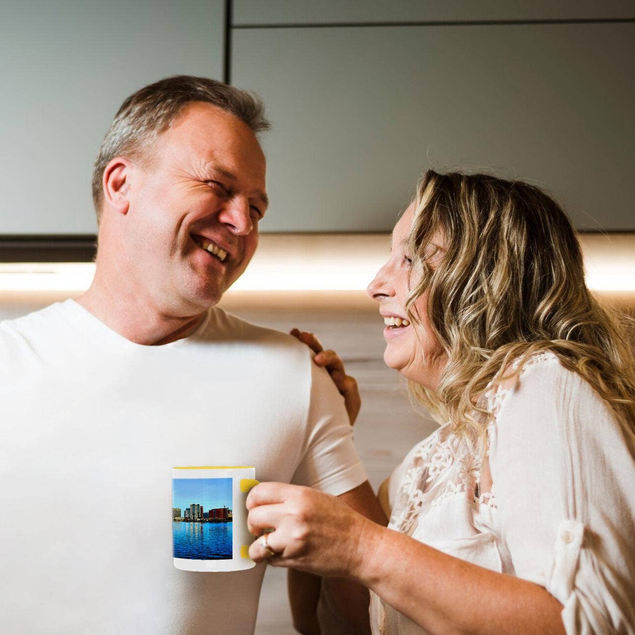 3dRose – wholesale Coffee mug – 3dRose, Cambridge Skyline Cartoon, Mug3