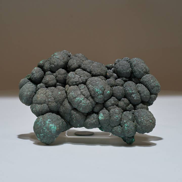 Campione cristallizzato di malachite botrioidale e quarzo da 1,23 libbre per la vendita all'ingrosso da parte di Malachite And More