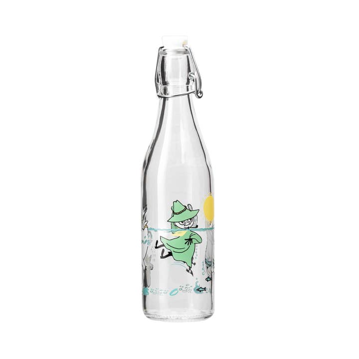Treacle George (Muurla & Havi) – wholesale Milk/juice bottle – MOOMIN | Glass Bottle with clamp stopper | Fun In The Water | 0.5L