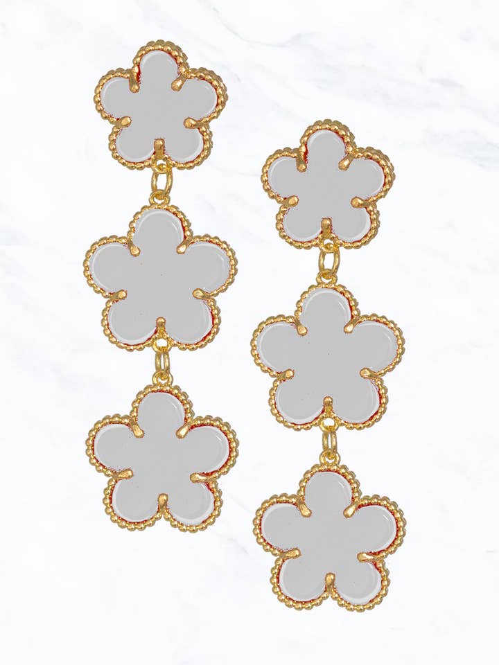 Boucles d'oreilles pendantes fleur pour la vente par Suzie Q USA