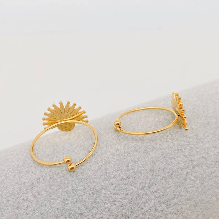 Mio Queena - Wholesale Single Stone/Solitaire Ring - Inlaid Stone 18K Gold Plated Stainless Steel Ring - FGS/CS3