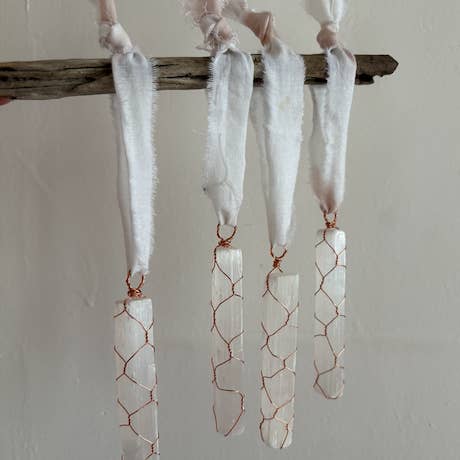 La Lune Healing - Wholesale Spiritual Stone/Crystal - Selenite + Copper Wall Hanging1