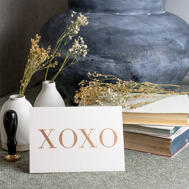 Carte XOXO - Carte de Saint-Valentin, carte de voeux pour la vente par NK Luxury Cards & Paper