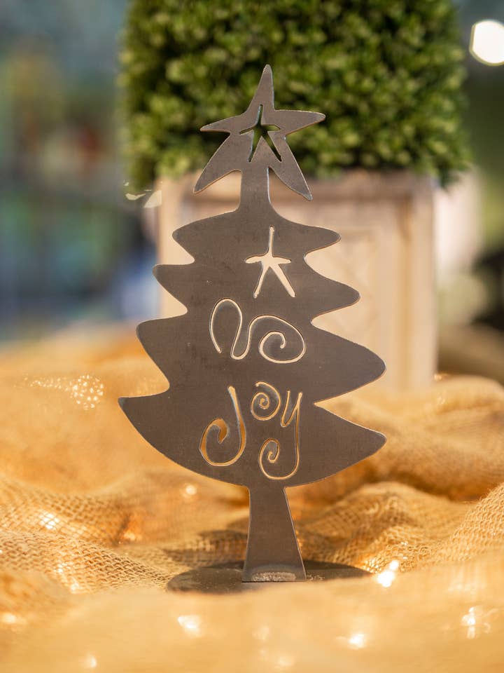 Joy Tree #2 per la vendita all'ingrosso da parte di Garden Deva Sculpture Co.