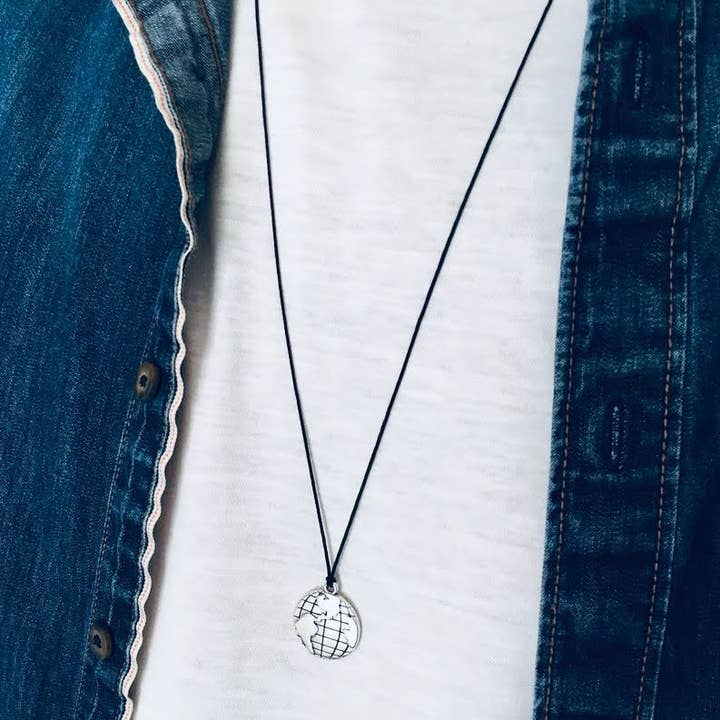 Colar global masculino por atacado de QUEENHANDMADES