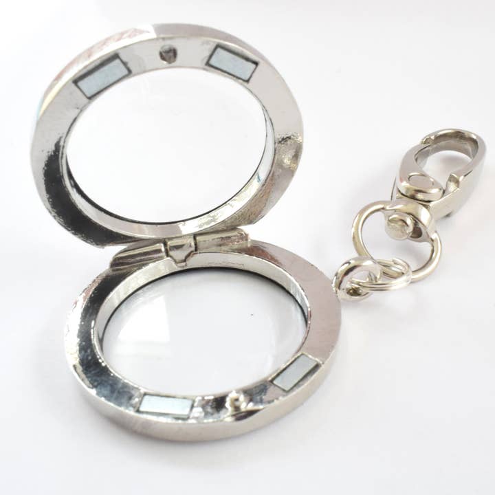 Amaya Rose Ltd. - Wholesale Keychain - Women's - Round Silver Floating Locket Keyring.Handbag Charm Jewellery4