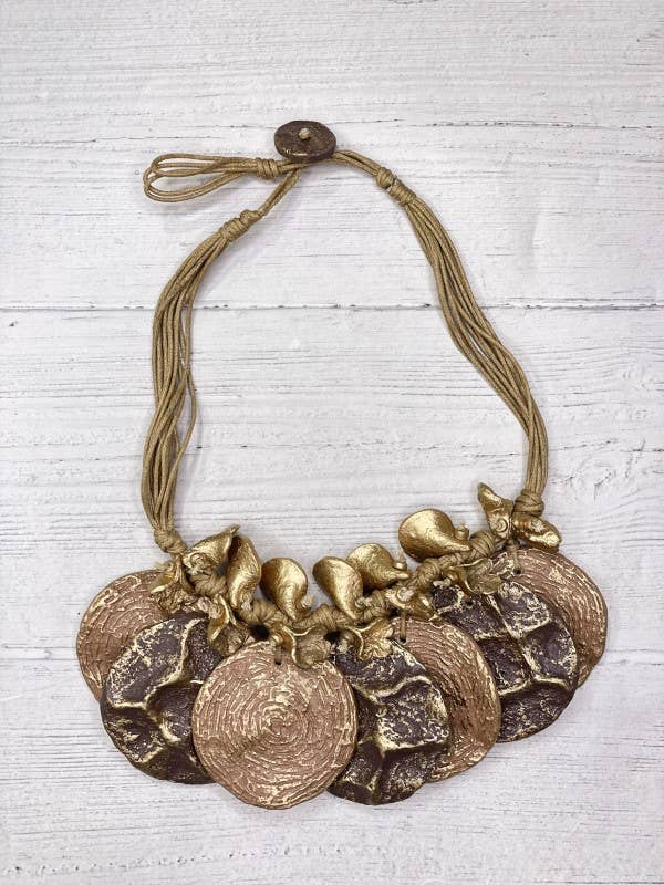 Collar de declaración de discos múltiples en oro antiguo para venta al por mayor de LIOR / ALISHA D