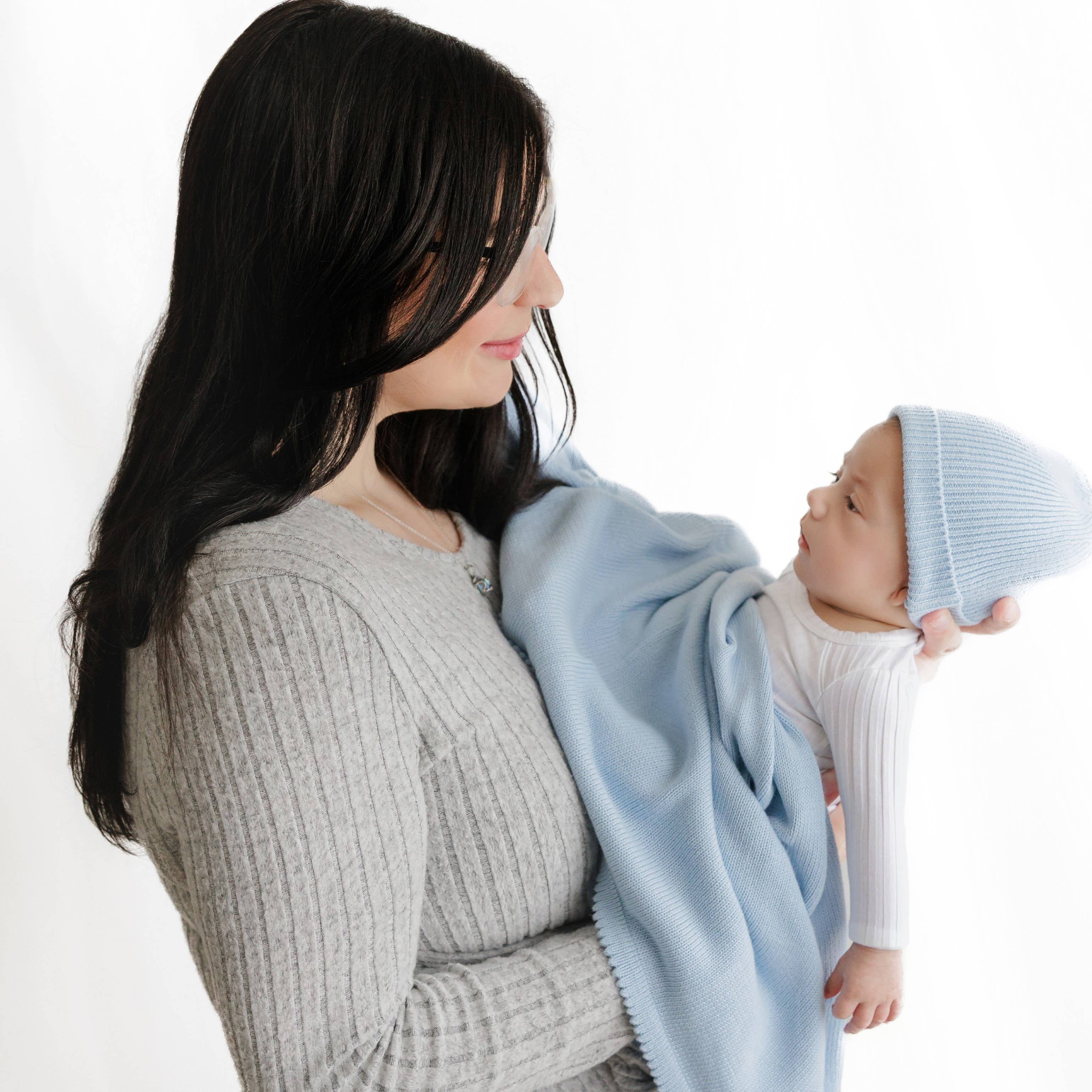 Bleu La La - Wholesale Bedding Blanket - Kids & Baby - Luxe - 100% Organic Cotton Knit Blanket + Hat Boxed Gift Set13