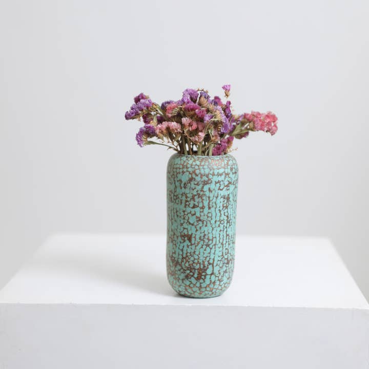 1 Handcrafted Copper flower vase for wholesale by Guare
