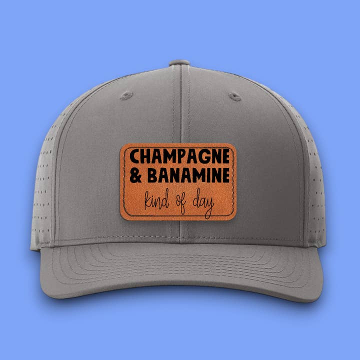 CAPPELLO CHAMPAGNE & BANAMINE - PATCH IN PELLE SU CAPPELLO FORATO per la vendita all'ingrosso da parte di Equine & Design, LLC