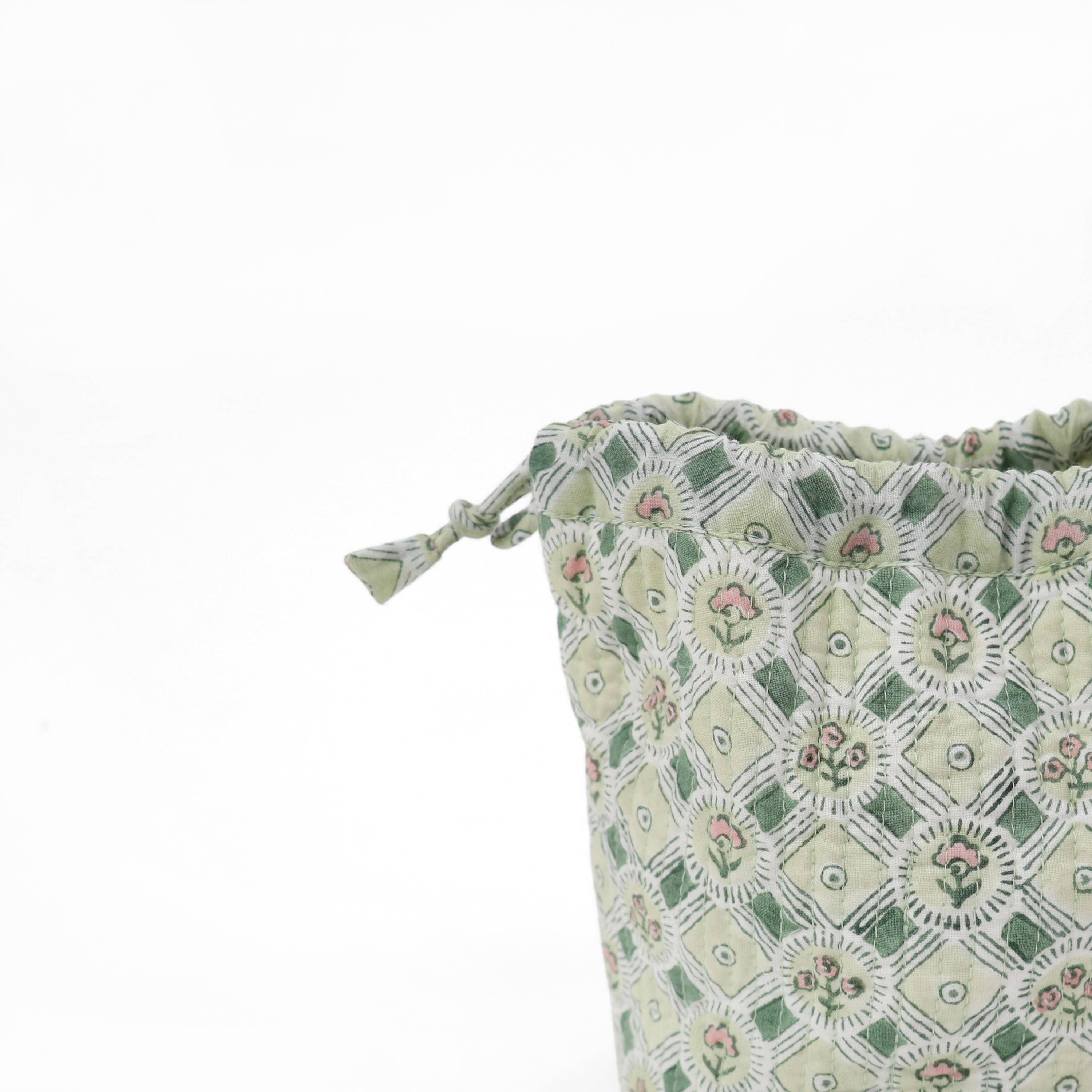 Craft Boat – wholesale Jewellery box/organiser – BLOCK PRINTED COTTON JEWELLERY POUCH - GREEN SPRING BLOOM1