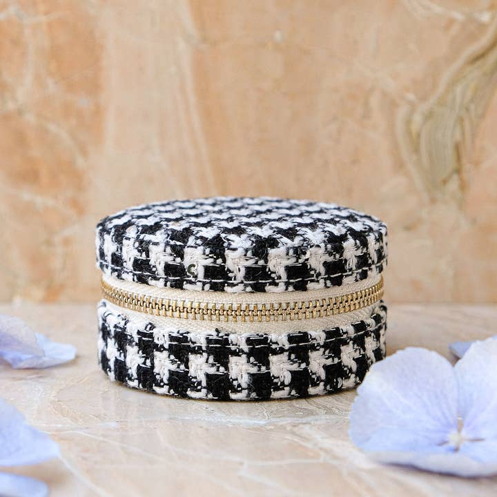 Maison Scarlett - Wholesale Jewelry Box/Organizer - Yvonne houndstooth travel jewelry box