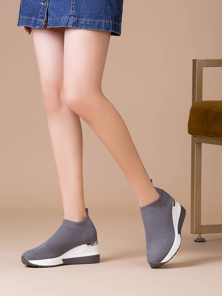 LADY GLORY – Engroshandel Slip on-sneakers – Kvinder – Slip-on sneakers med kilehæl og sokkedesign4