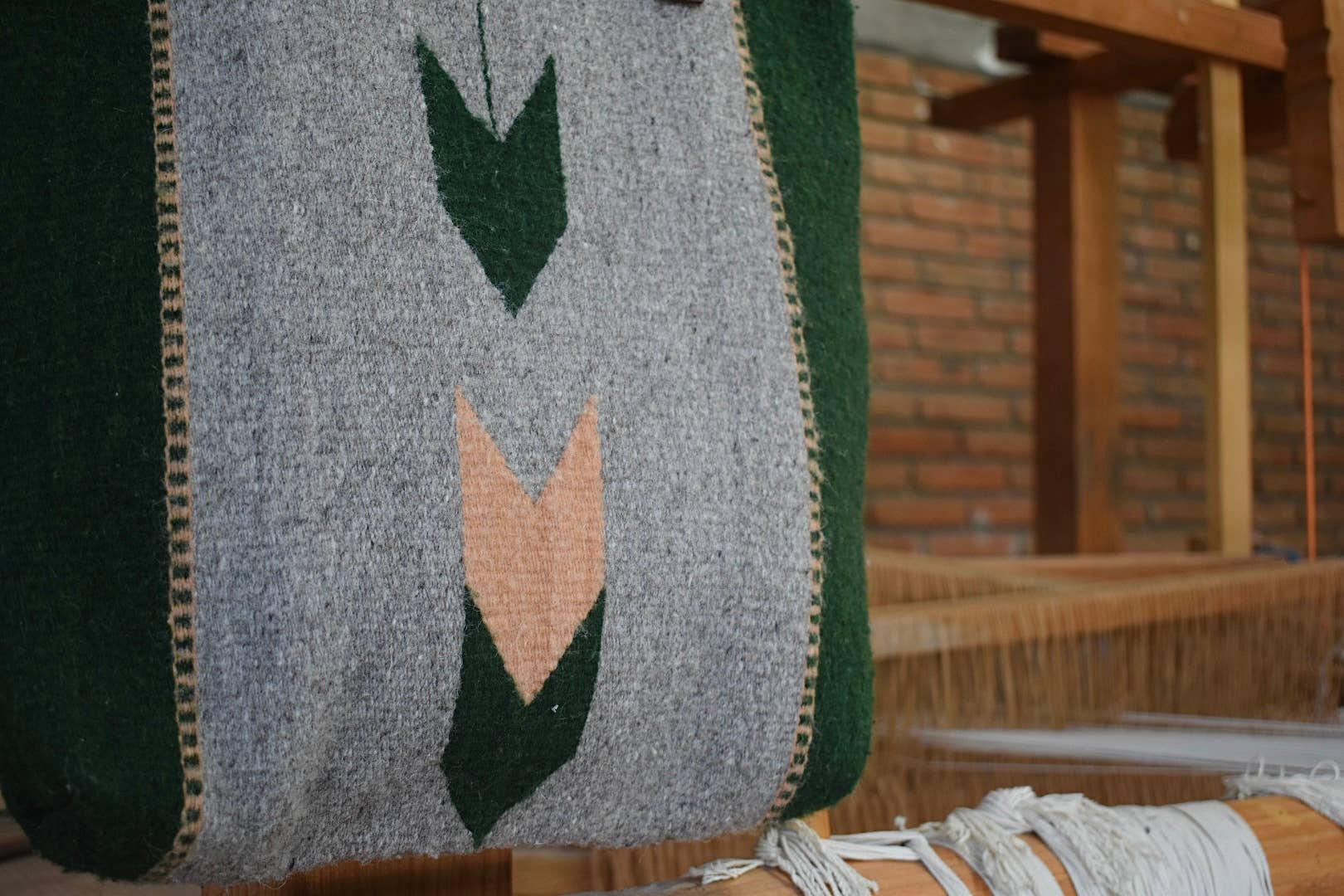 The Zapotec Weavers – wholesale Tote bag – Women's – Zapotec Green Arrow Bag 4