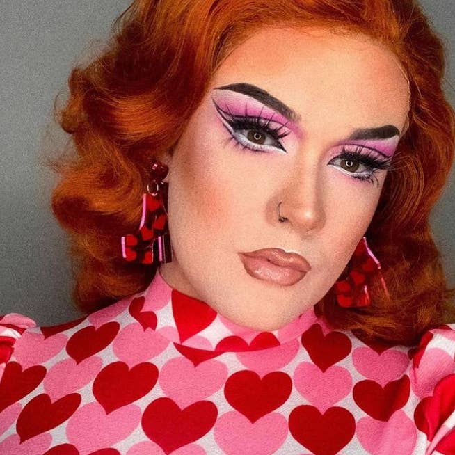 Fairly Odd Shop - Wholesale Dangle Earrings - THE Heart Boots!5