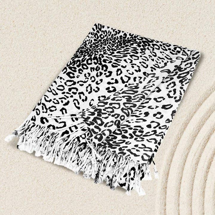 Sensibling Corp. - Wholesale Scarf – Women's - Leopard Print Pashmina Scarf Shawl10