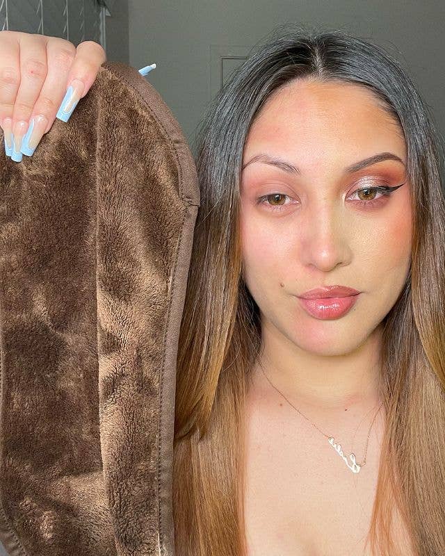 The Original MakeUp Eraser - Wholesale Makeup Remover - Mocha MakeUp Eraser PRO | The Color of The Year3