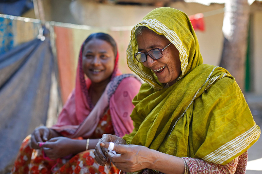 Pebblechild - Venta al por mayor Peluche - Niños y bebés - Sonajero de perro de juguete de ganchillo para bebé niño5