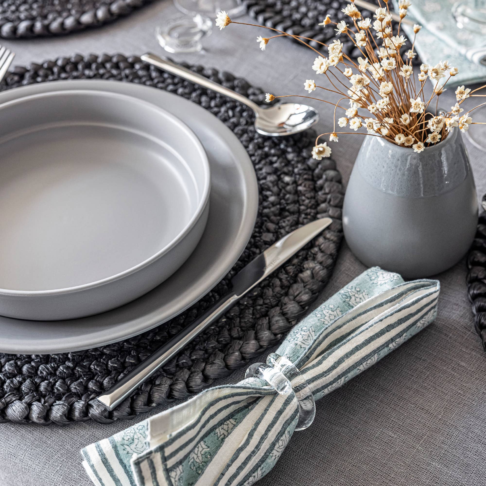 over&back - Wholesale Napkin Ring - Glass Napkin Rings – Hosting Essential – Set of 411