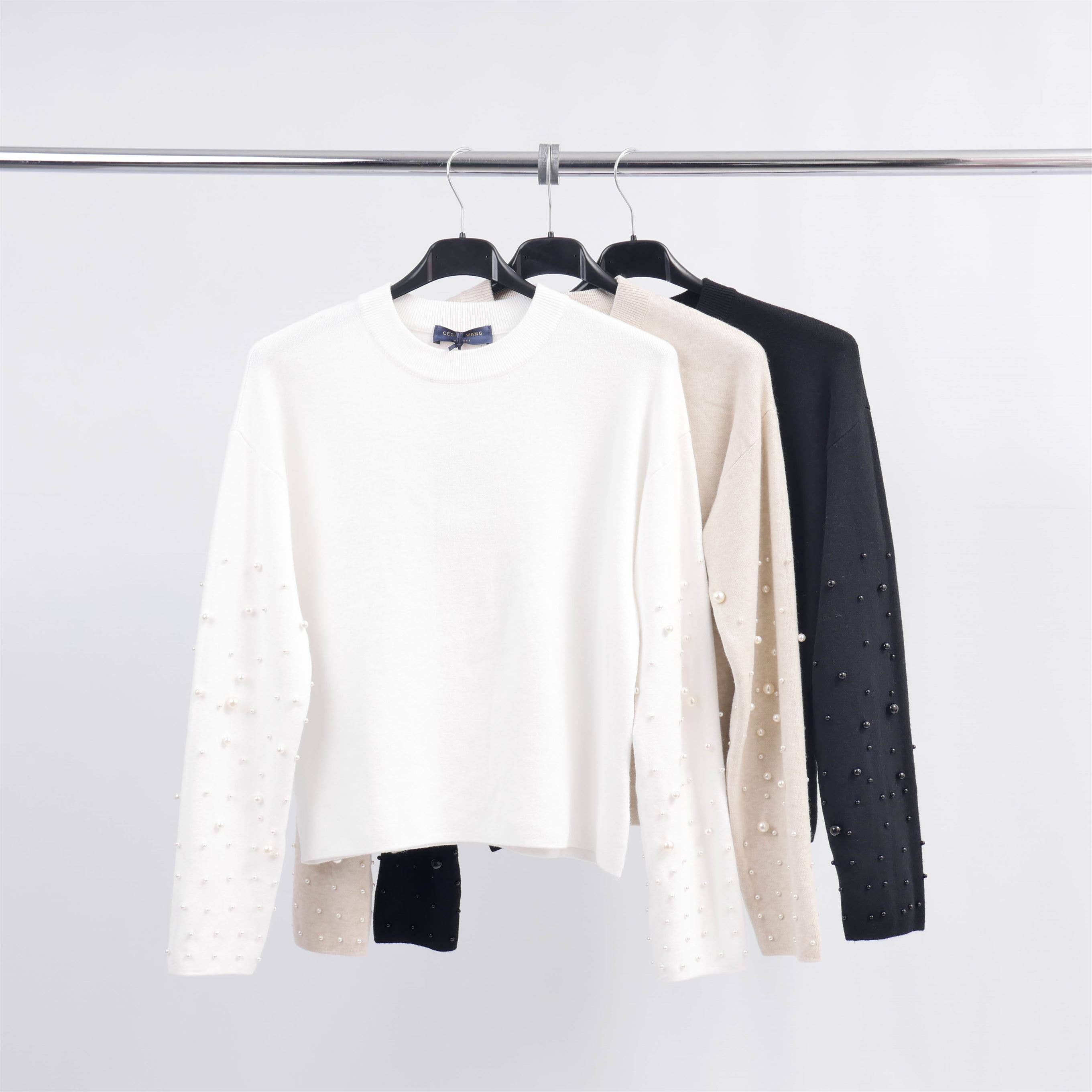 Cecile Wang – wholesale Knitted jumper – Women′s – Round neck sweater with pearls on the sleeves DSY242267