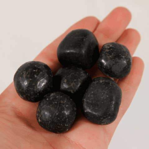 Cold River Mining - Wholesale Spiritual Stone/Crystal - 1lb of Tumbled Nuummite, Small (19mm-25mm)
0