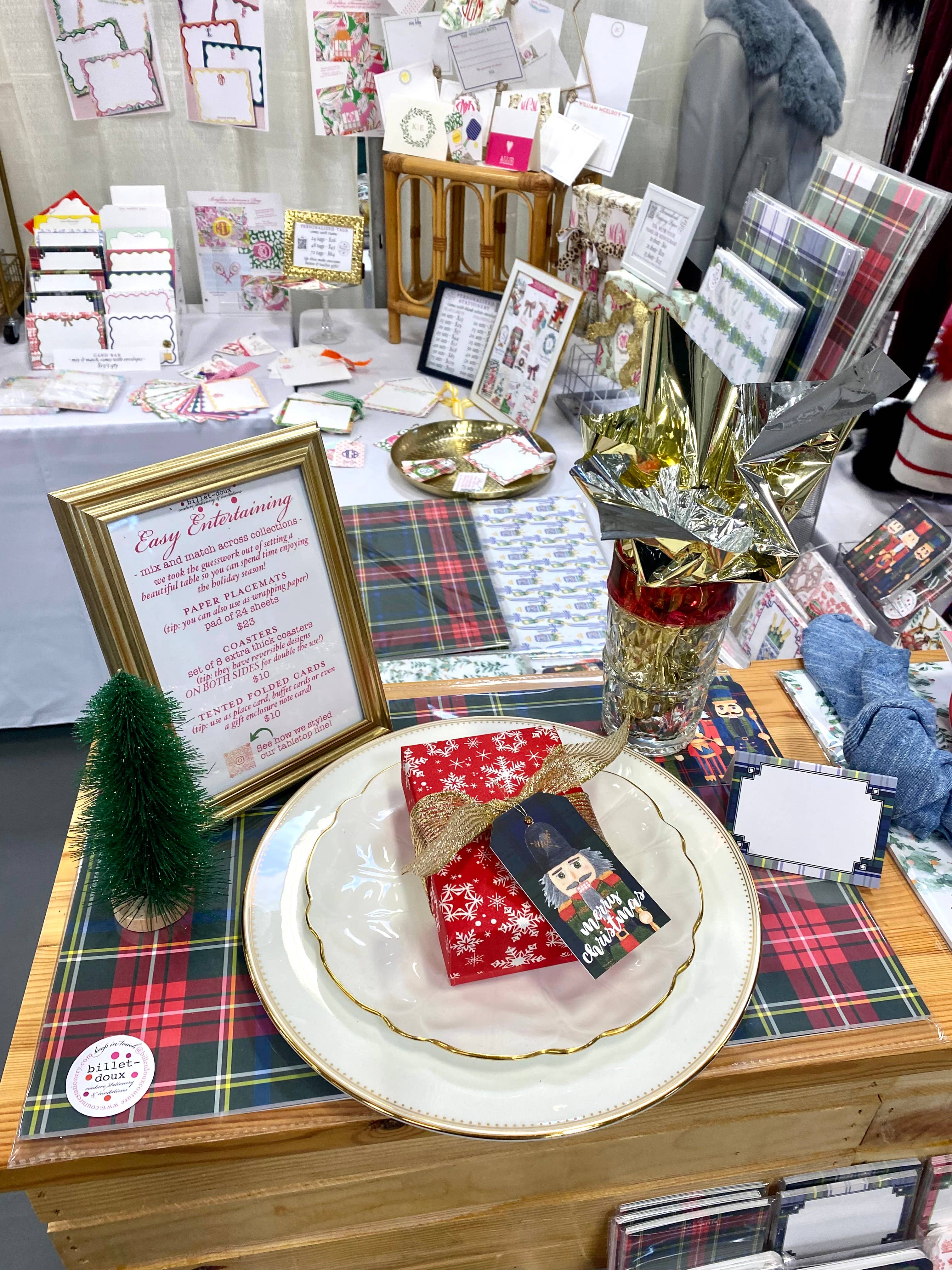 billet-doux - Wholesale Disposable Placemat - Black Stewart Tartan Christmas Paper Placemats6