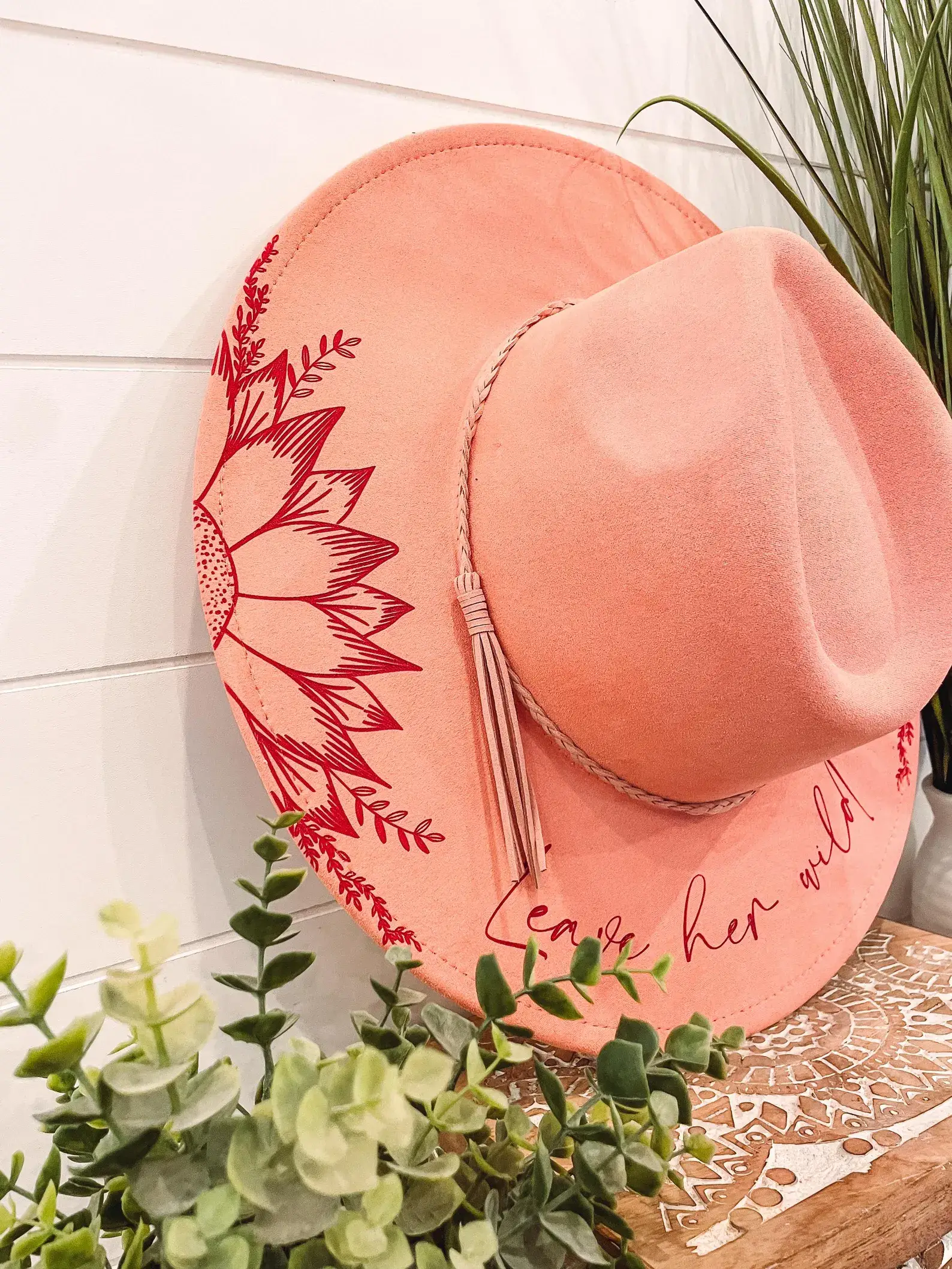 Willie & Dolly Designs - Wholesale Cowboy Hat - Women's - Engraved Floral Hat2