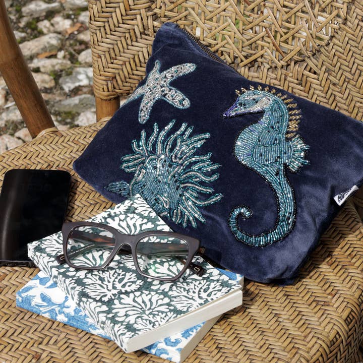Cream Cornwall – wholesale Pouch – Women’s – Velvet Beaded Seahorse Pouch Bag3