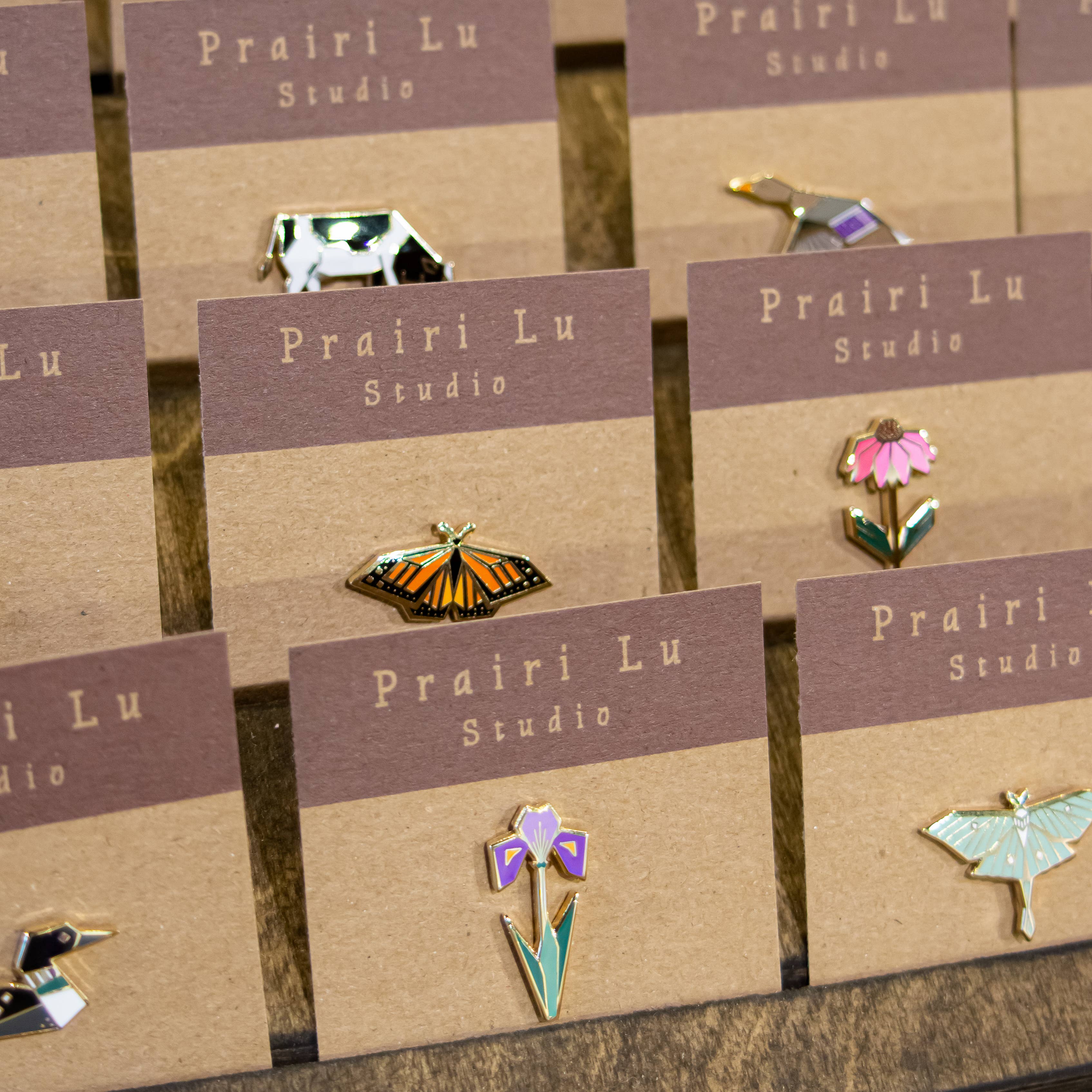 Prairi Lu Studio – Großhandel Anstecker/Button – Brook Forelle Emaille3