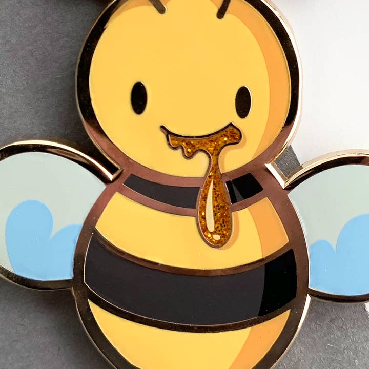 rose & roo - Wholesale Keychain - Women's - Honey Drunk Keychain1