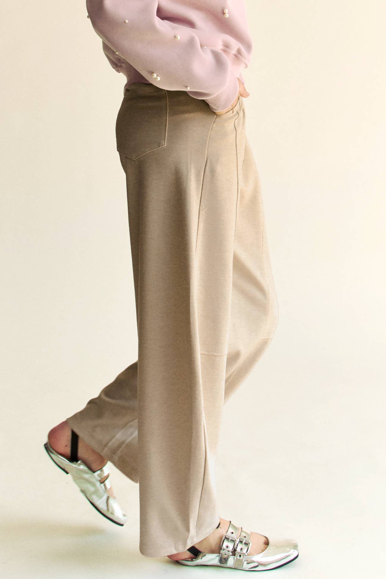 Davi & Dani - Wholesale Pants - Women's - SOLID ELASTIC WAISTBAND POCKETS LONG BARREL PANTS7