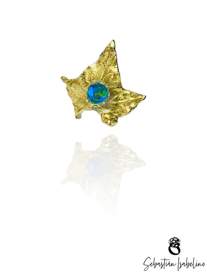 Bague FLORA Ivy Leaf avec cristal - ajustable pour la vente par Sebastián Isabelino
