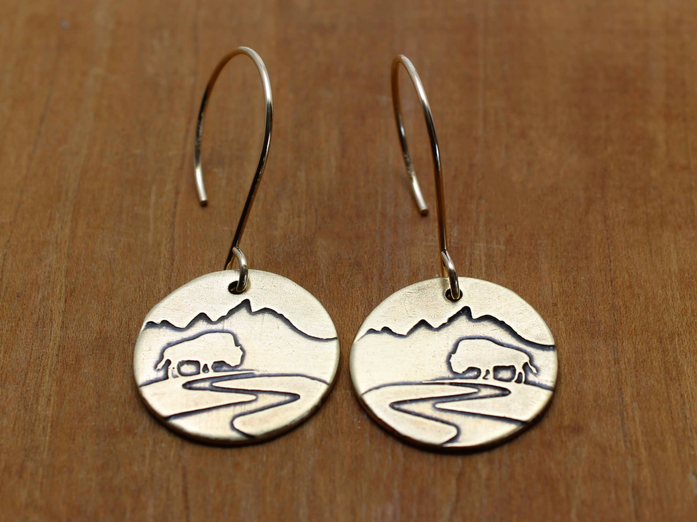 Daphne Lorna - Vente Boucles d'oreilles pendantes - Boucles d'oreilles Buff in the Tetons2