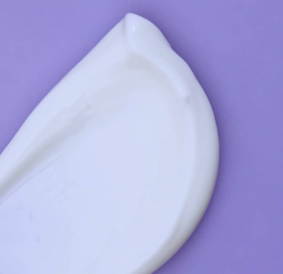 Beautique Goals - Vendita all'ingrosso Creme idratanti antietà - Crema per il collo rassodante e liftante all'acido ialuronico1