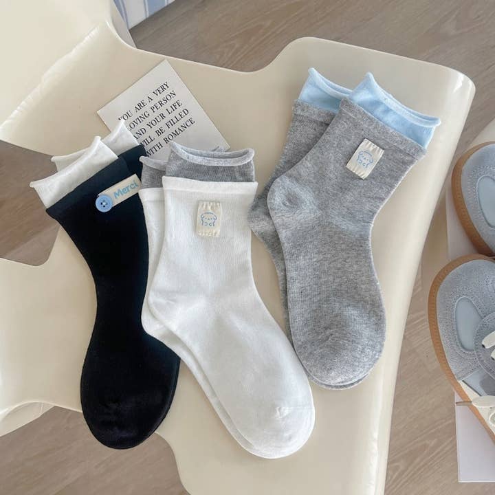 Funkyrel® Atzbranding Limited - Wholesale Socks – Women's - Rufia - Asymmetrical Button Detail Crew Socks5