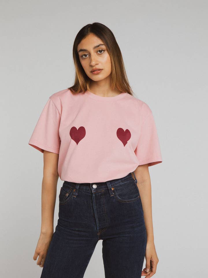 T-shirt Ghada rosa e vermelha por atacado de Elise Chalmin