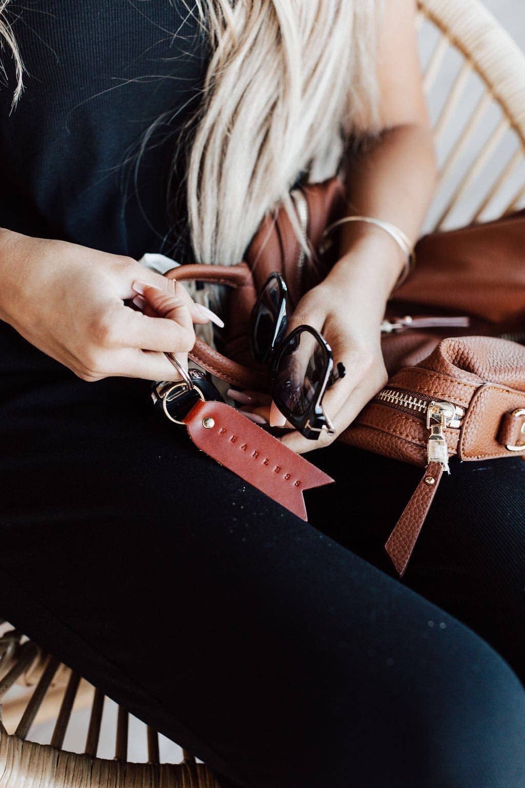 Twin Sparrow - Venta al por mayor Llavero - Unisex - Llaveros de palabras personalizadas4