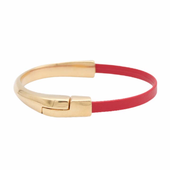 Araracuara - Wholesale Bangle Bracelet - AMACAYACÚ leather bracelet (gold) with magnetic clasp13