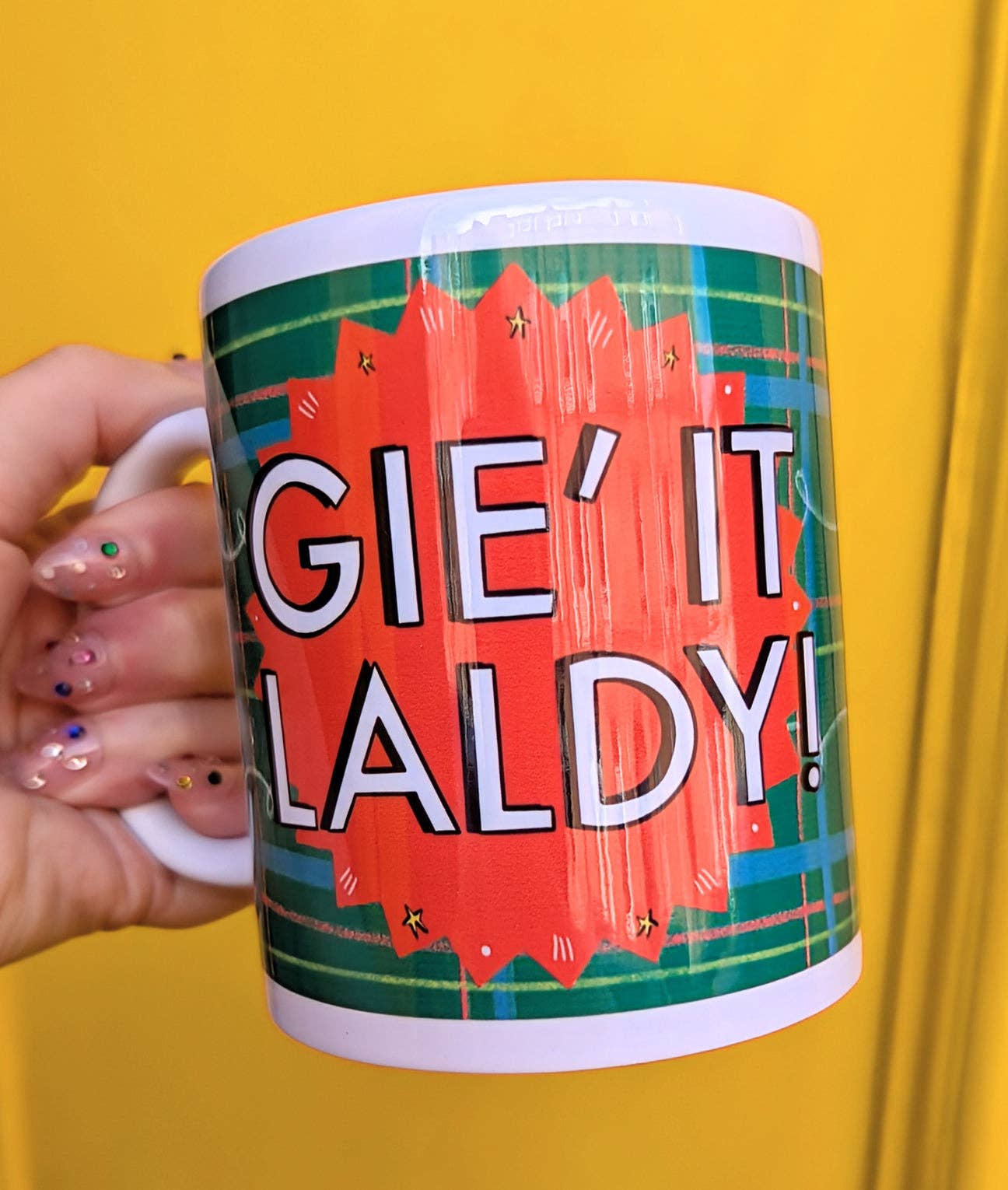 Claire Barclay Draws – Caneca por atacado – Caneca "Dá-lhe com força"0