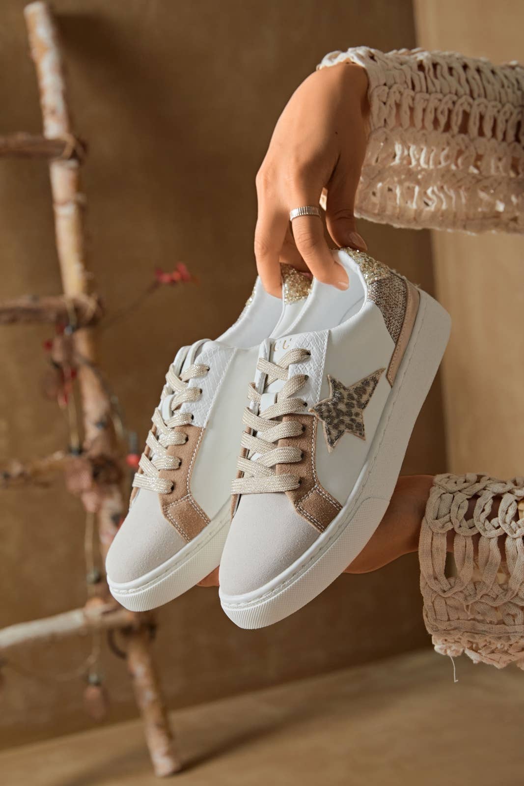 ERYNN - Wholesale Lifestyle Sneakers - Women's - lace-up sneakers - Mylie22