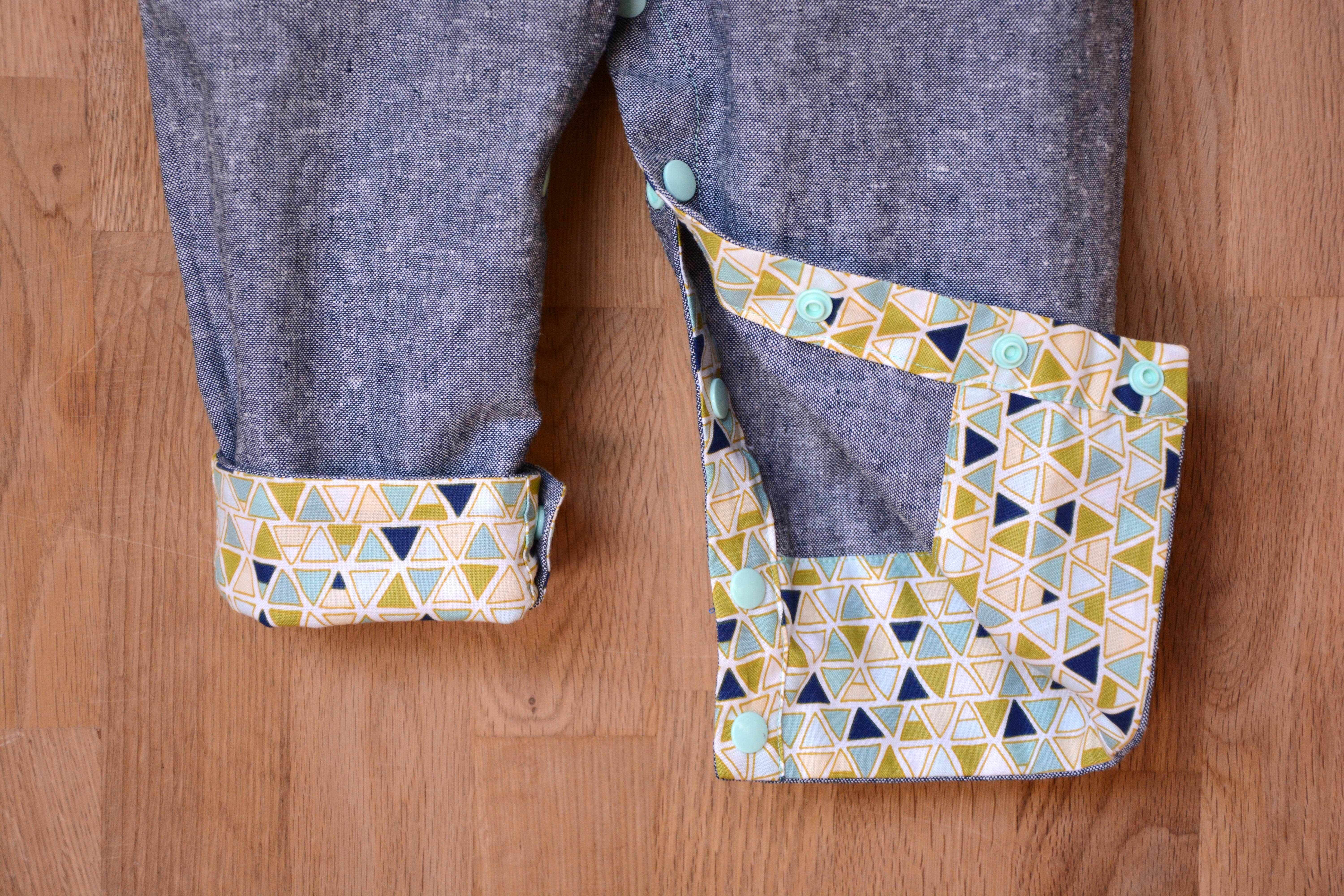 Two Stitches Patterns – Großhandel Bastel-Nähset – Frankie Latzhose & Kleid Schnittmuster für Kinderkleidung8