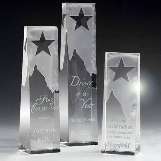 Obélisque Étoile de Cristal pour la vente par Crystal House