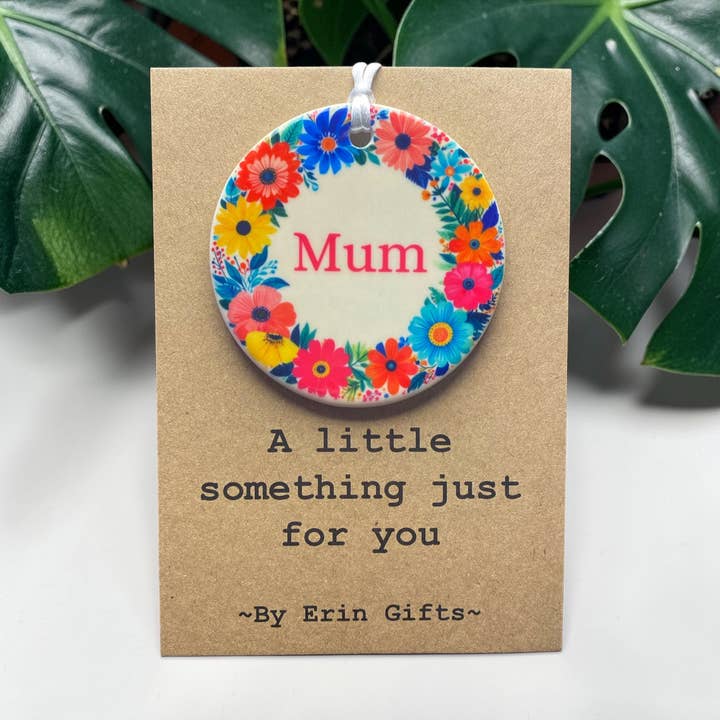 Un pequeño detalle - Recuerdo cerámico colorido para mamá para venta al por mayor de By Erin Cards and Gifts Ltd