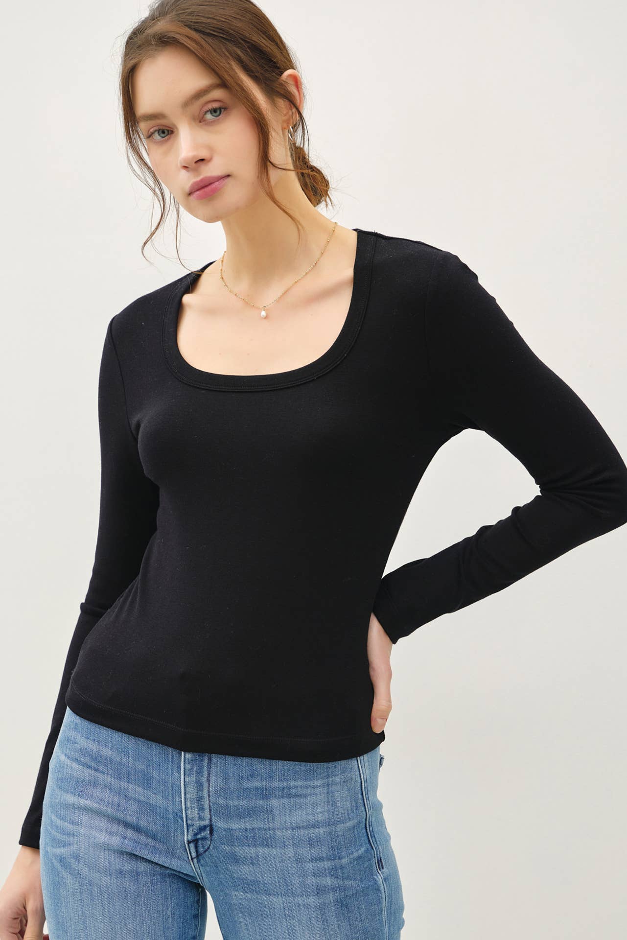 Be Cool - Wholesale Knit Top - Women's - BASIC SCOOP NECK LONG SLEEVE TOP0