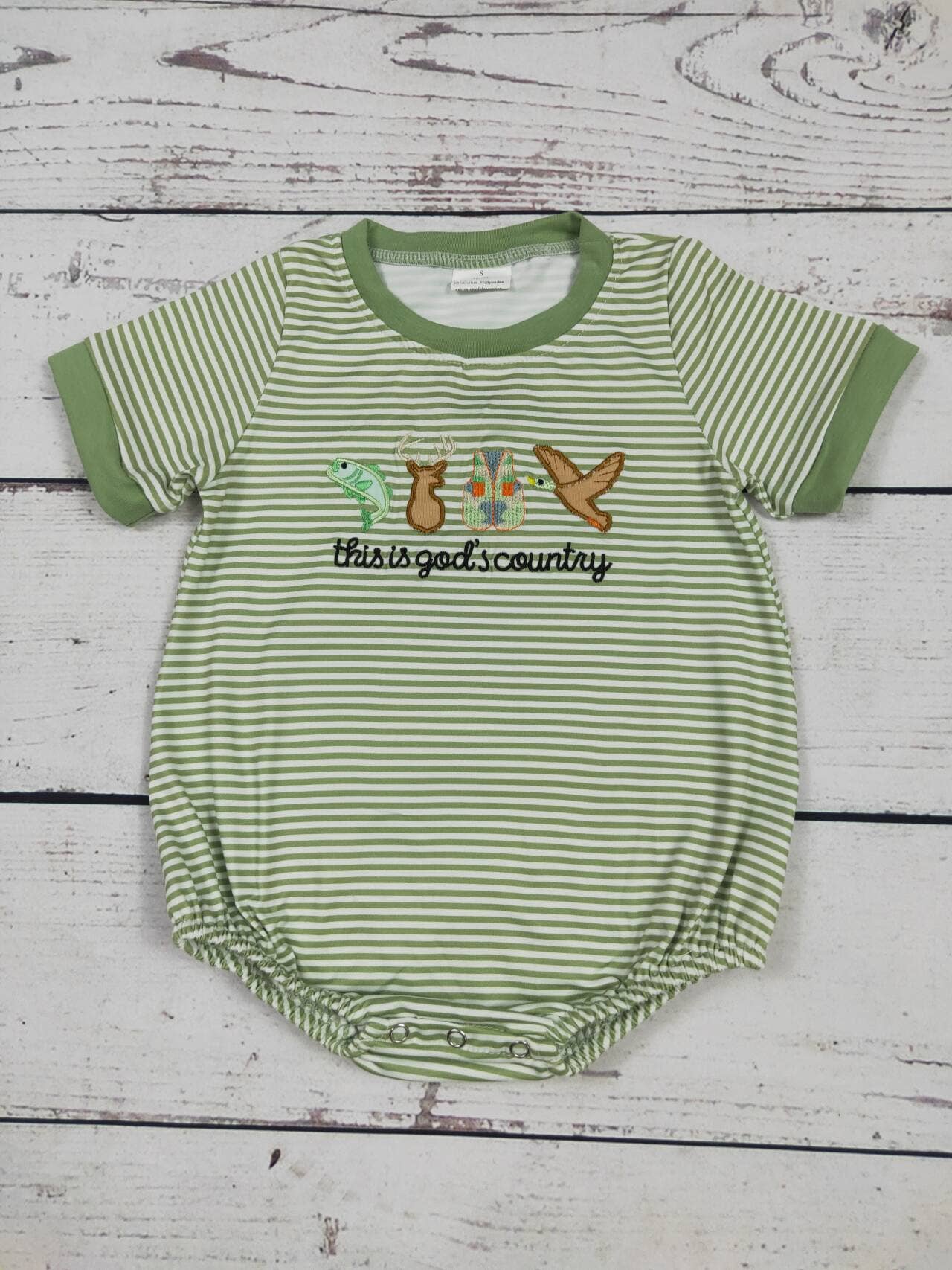 sassy kids palace – Bodysuit - Bebé por atacado – Macacão com Aplique de Caça para Bebé Menino