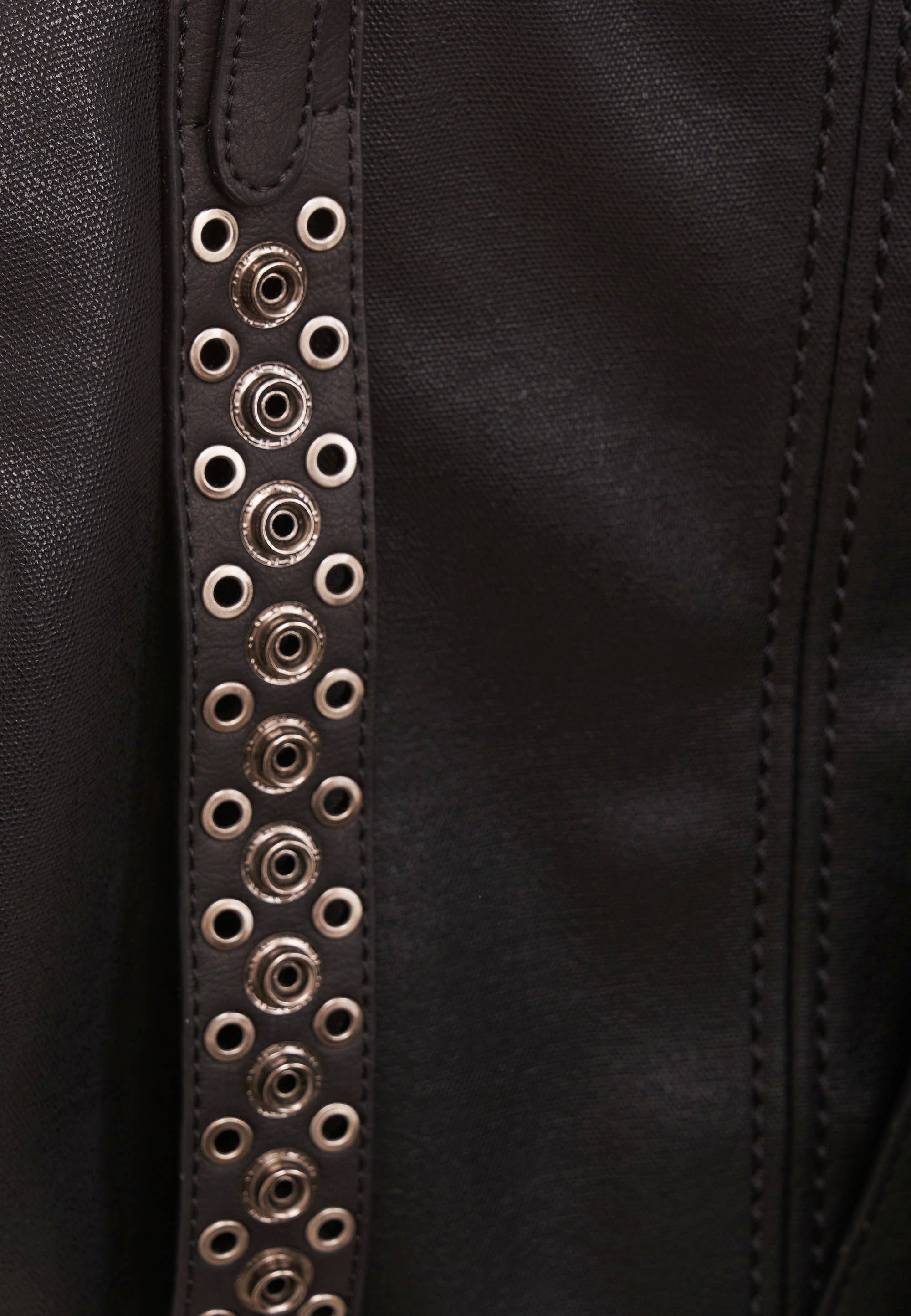 HJS - Wholesale Shoulder Bag - Women's - Shoulder bag 'FREMONT' - with tasteful stud design5