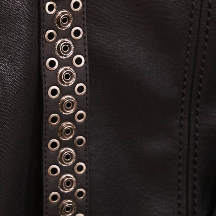 HJS - Wholesale Shoulder Bag - Women's - Shoulder bag 'FREMONT' - with tasteful stud design5